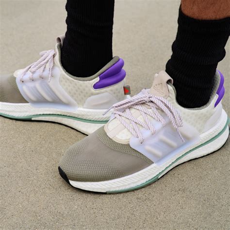 xplr Adidas boost shoes